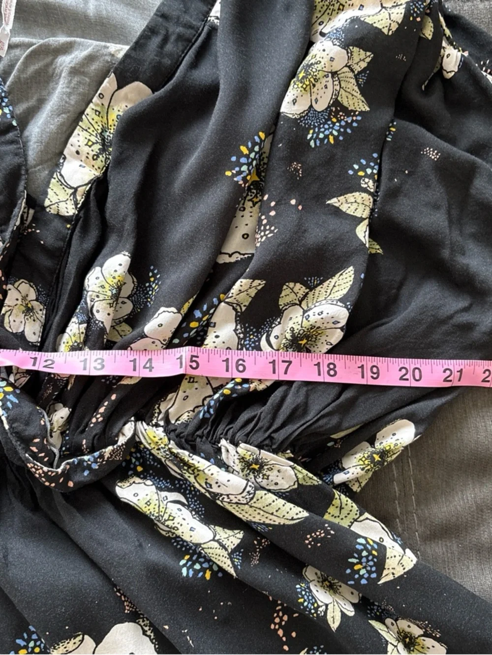 Free People Tuscan Dreams Floral Print Boho oversized Tunic Top Black Blouse XS